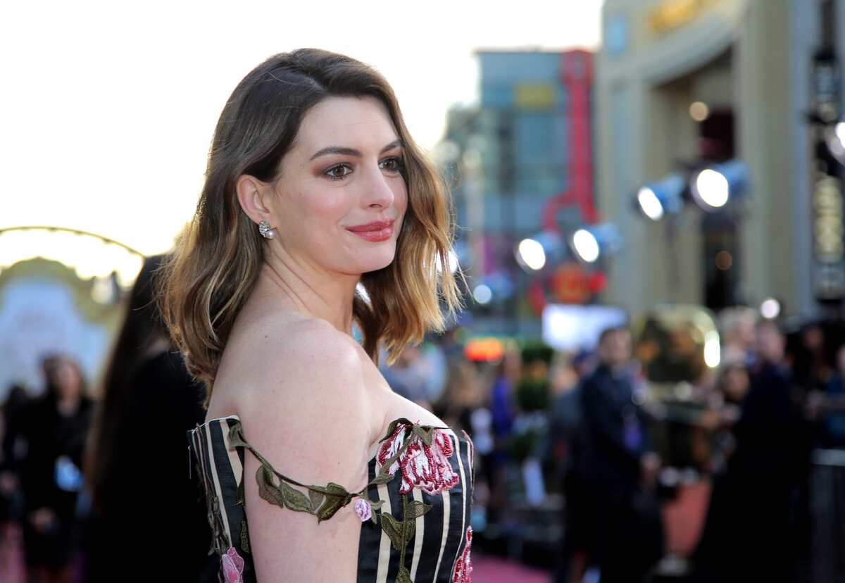 Is Anne Hathaway Jewish