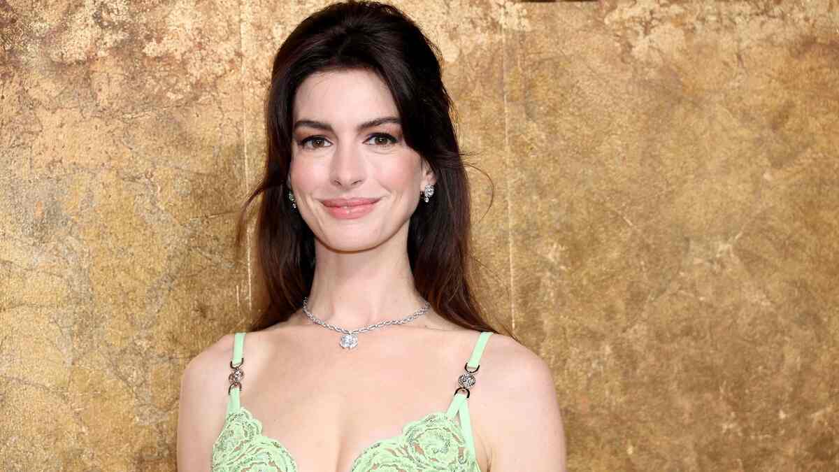 Is Anne Hathaway Jewish