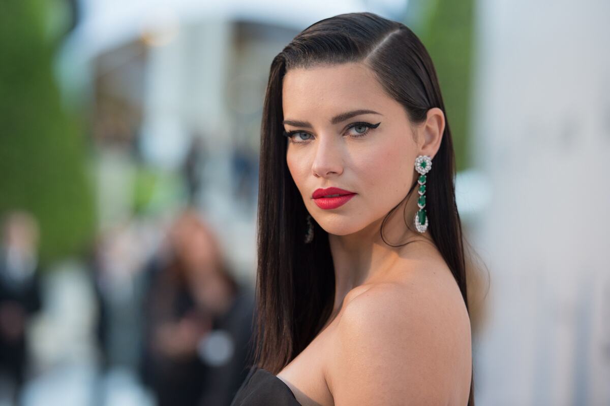 Does Adriana Lima